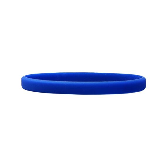 Smalle siliconen armbanden blauw - voor kinderen detail